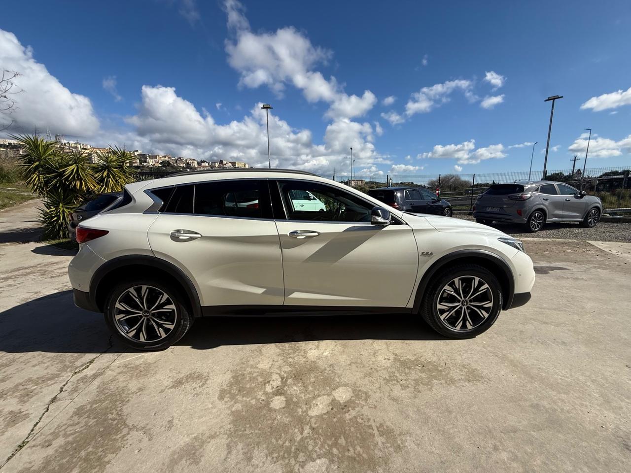 Infiniti QX30 2.2 diesel DCT AWD Premium