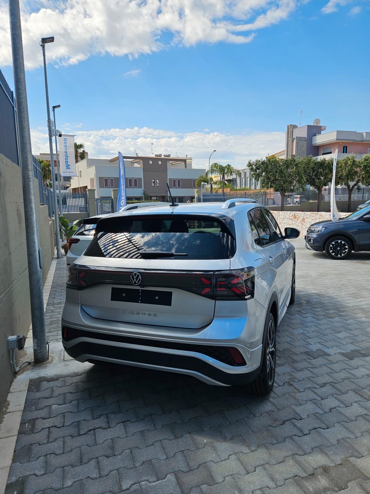 Volkswagen T-Cross 1.0 TSI 115 CV DSG R-Line Plus