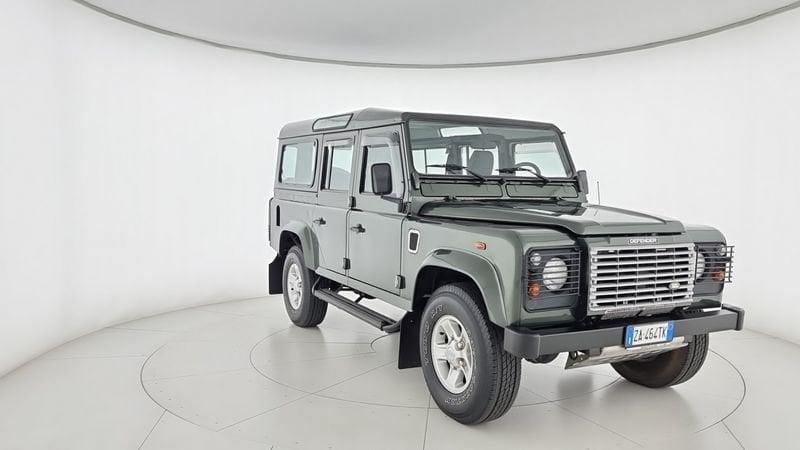 Land Rover Defender Defender 110 2.5 Td5 cat SW 9 posti SE