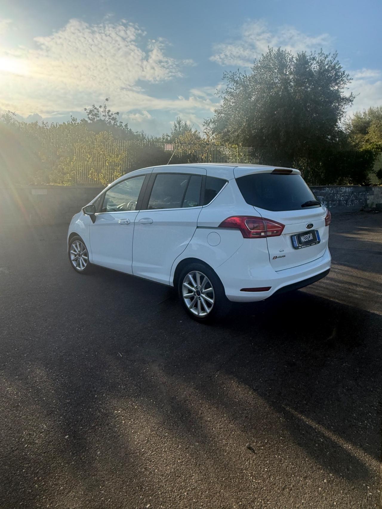 Ford B-Max 1.5 TDCi 75 CV Titanium
