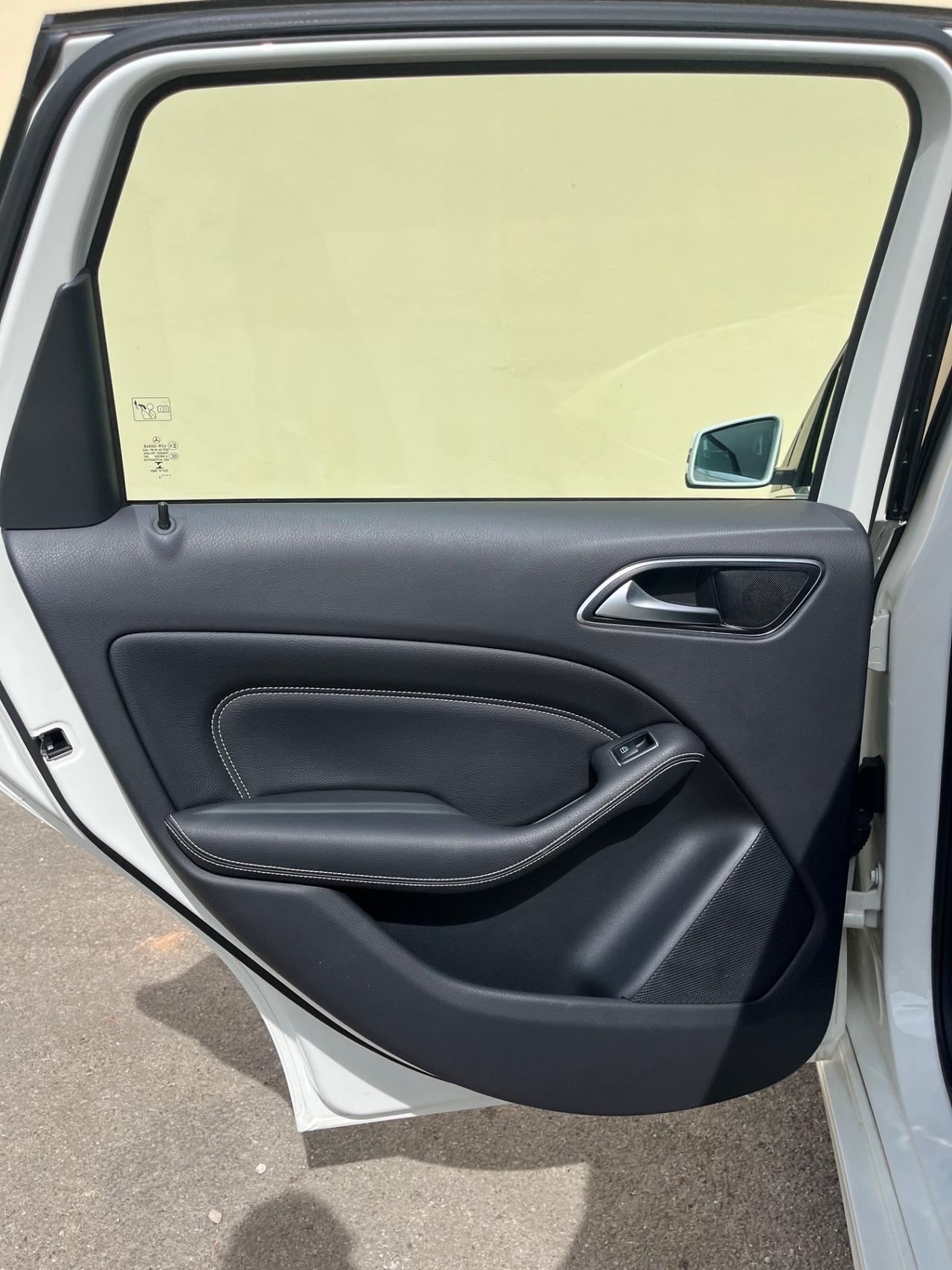 Mercedes-benz B 180 d Sport