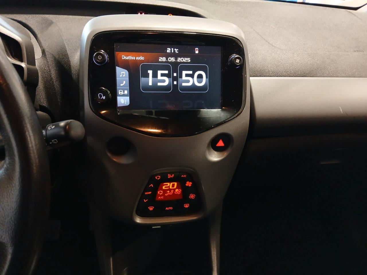 Toyota Aygo Connect 1.0 VVT-i 72 CV 5 porte x-play