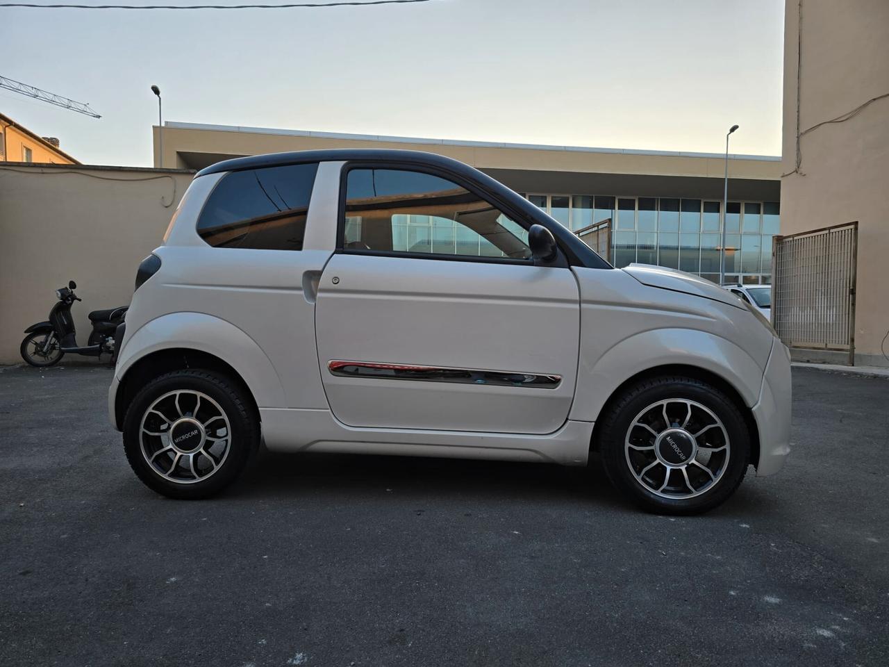 Microcar M.Go MGO 4 Dynamic + Plus