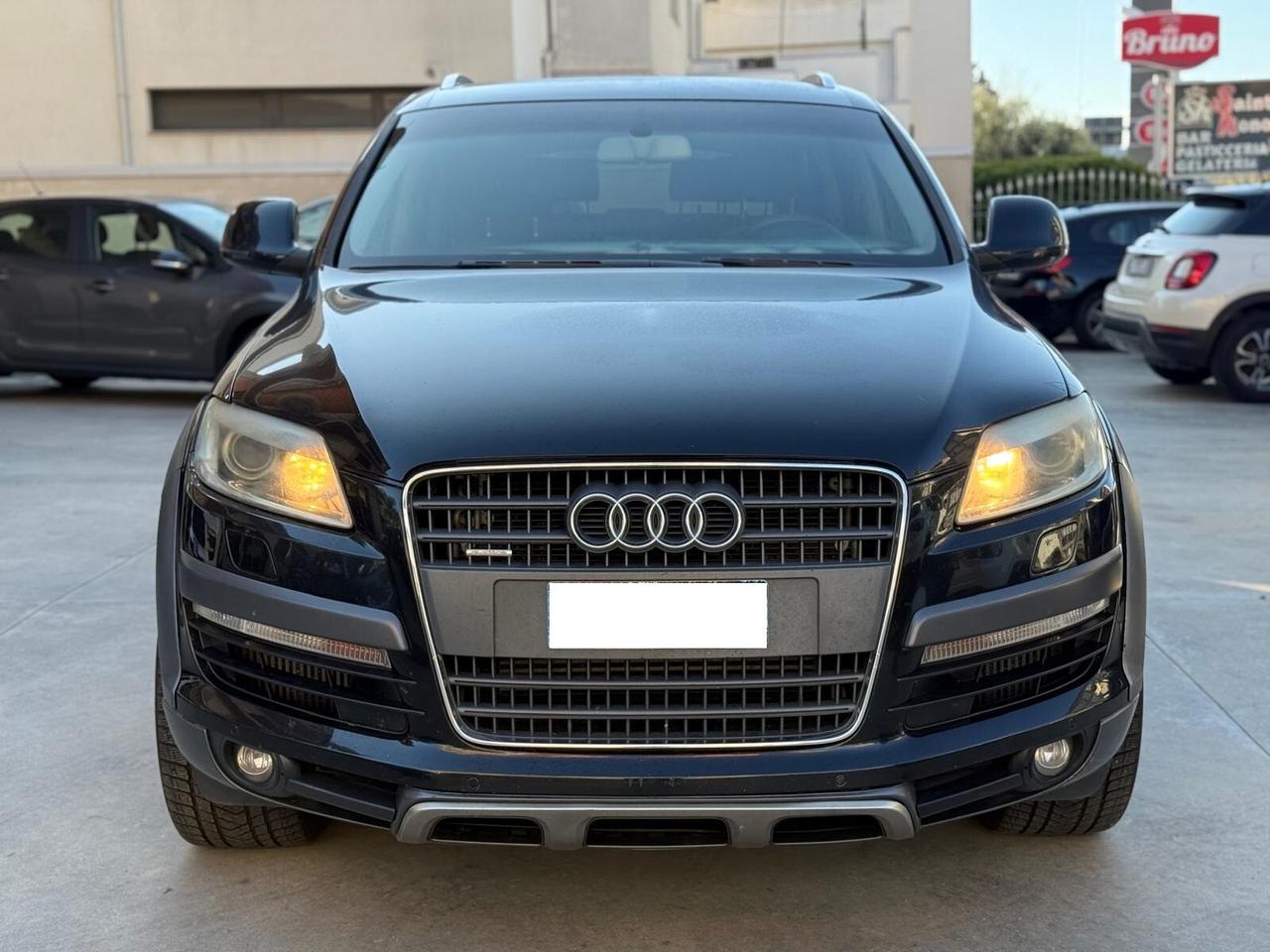 Audi Q7 ALLROAD 3.0 V6 TDI 233cv 7 POSTI/PELLE/CERCHI 21