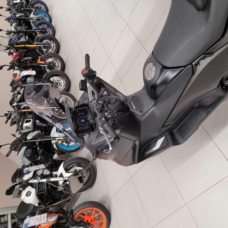 Yamaha T-Max 560 - 2025