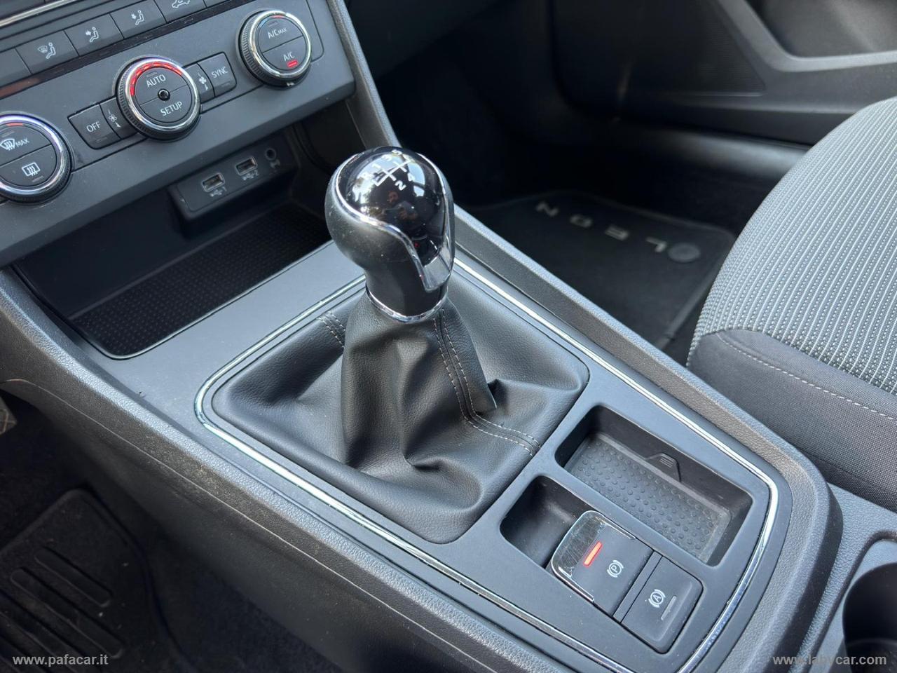 SEAT Leon 1.6 TDI 115 CV ST Style
