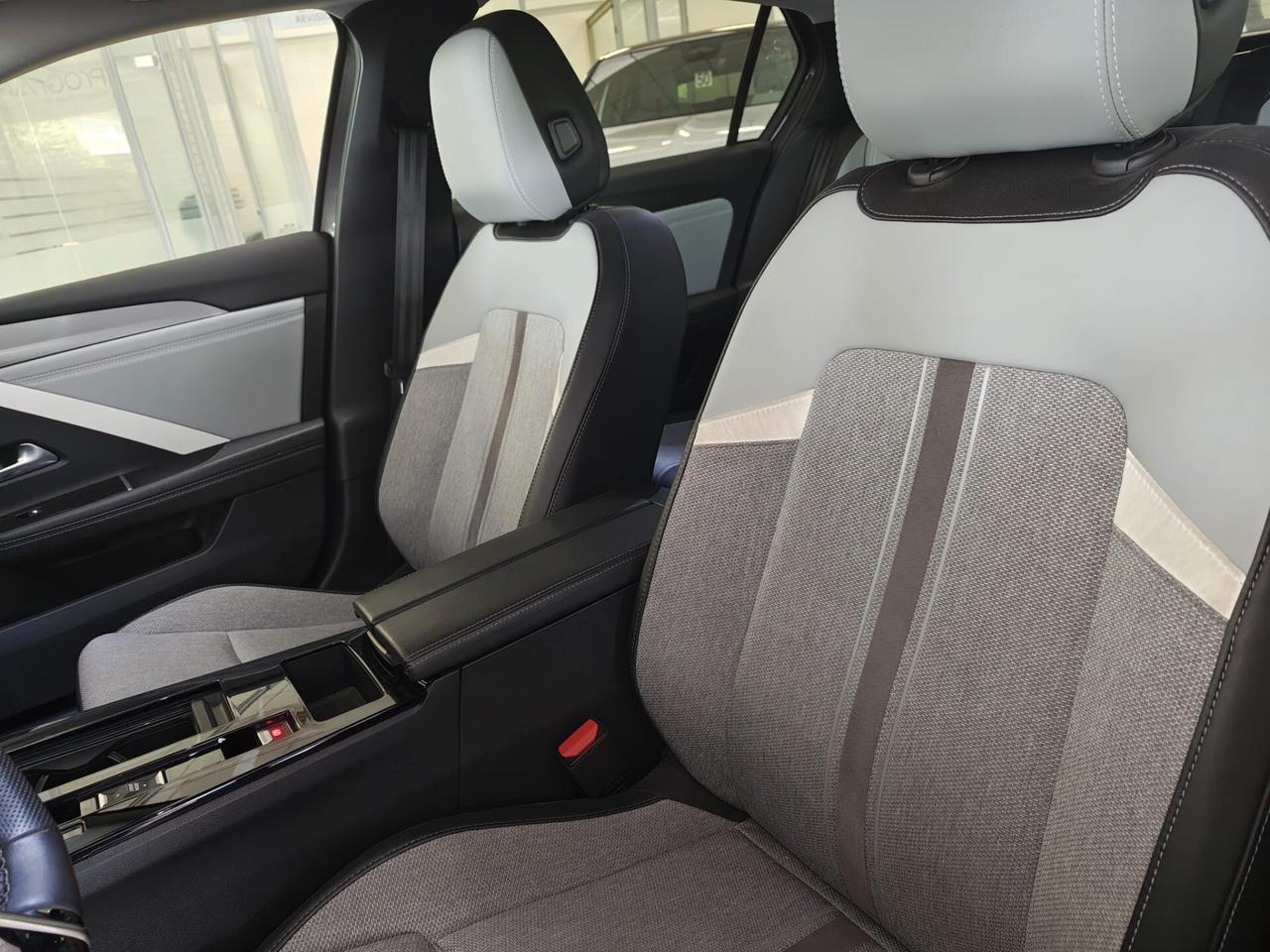 Opel Astra 1.6 Plug-in Hybrid 180 CV AT8 Ultimate