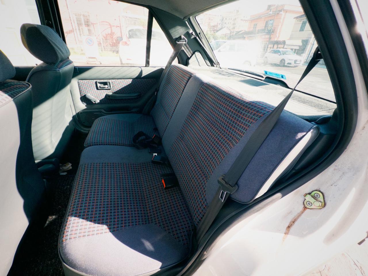 Peugeot 106 5 Porte 106 5p 954 XR-I c/TA cat.