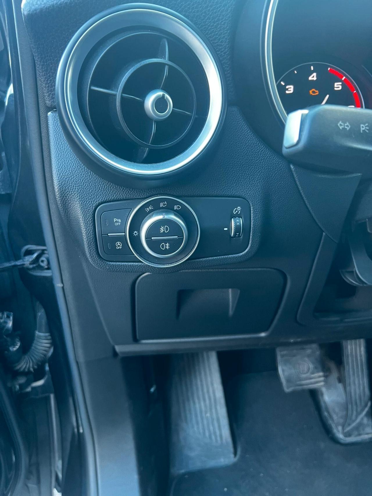 Alfa Romeo Stelvio 2.2 Turbodiesel 180 CV AT8 Q4 Business