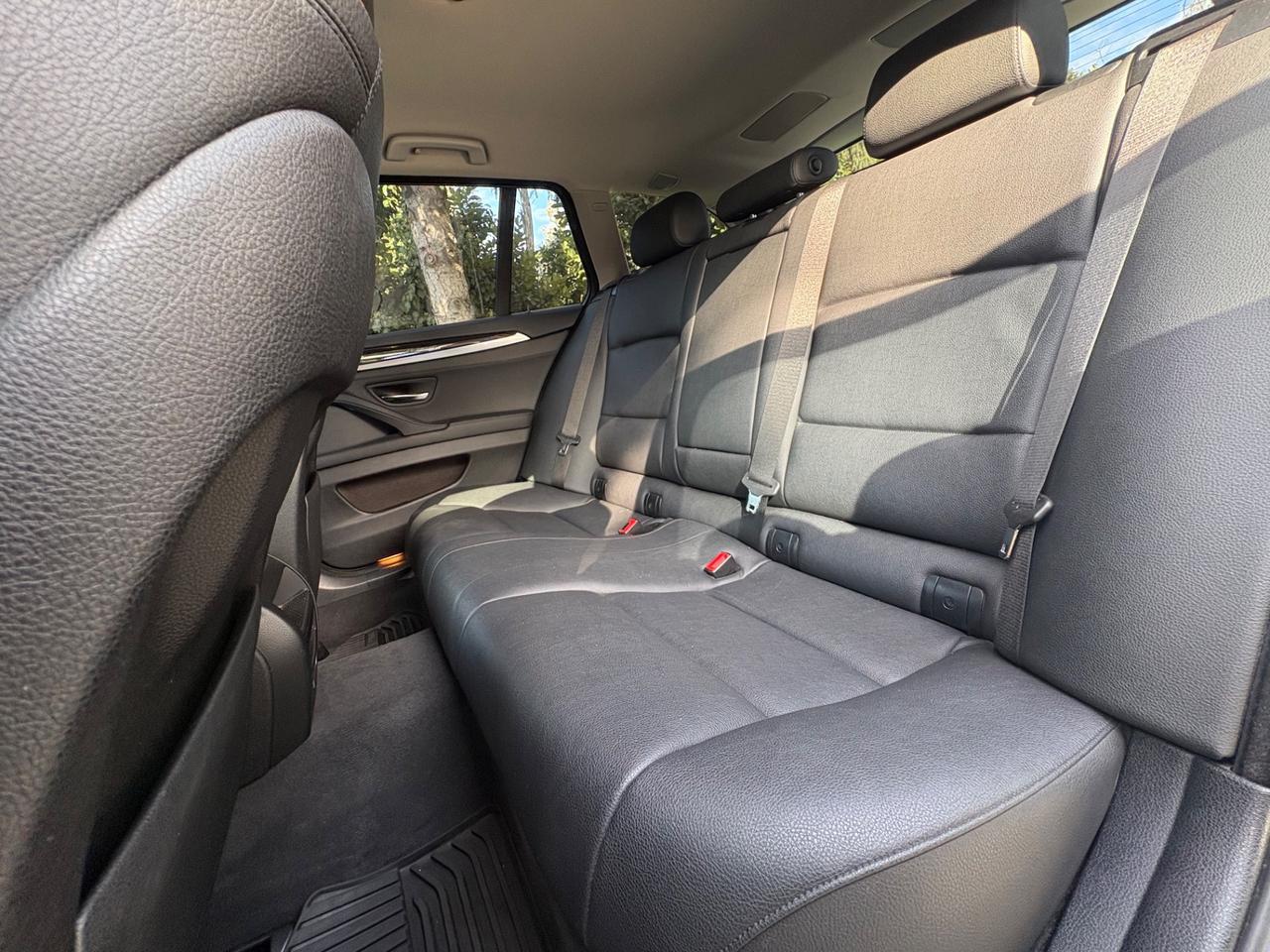BMW 520d Touring Business 190cv auto EURO6