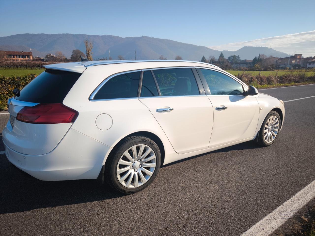 OPEL INSIGNA 2,0 CDTI STATION WAGON