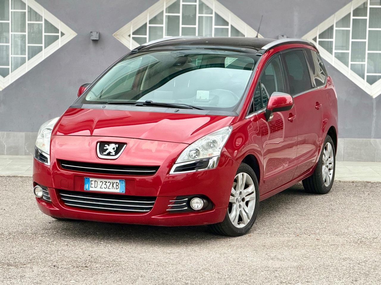 Peugeot 5008 2.0 HDi Automatico 7 Posti