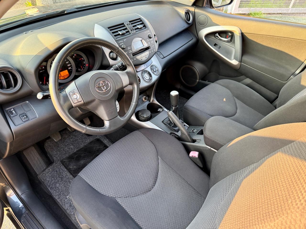 TOYOTA RAV 4 2.0 i BENZINA Luxury 112.000KM PERFETTA
