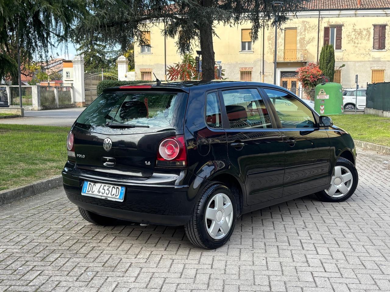 Volkswagen Polo 1.4/80CV 16V 5p. Neopatentati