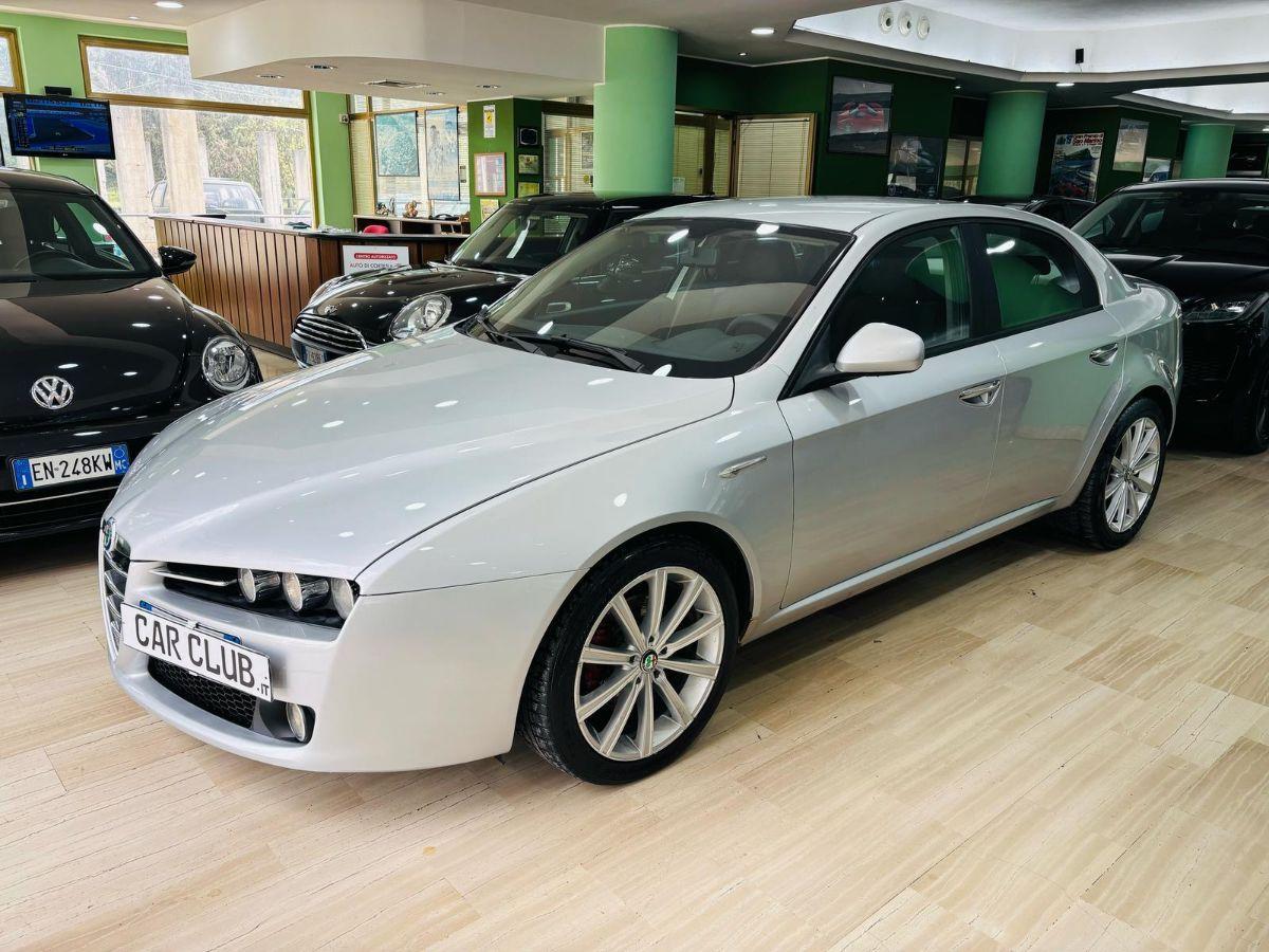 Alfa Romeo 159 1.9 JTDm 150cv 16V Distinctive Akrapovic