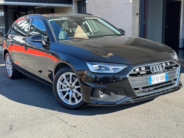 AUDI A4 Avant 40 TDI quattro S tronic Business