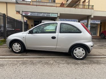 Opel Corsa 1.2i 16V cat 3 porte Sport