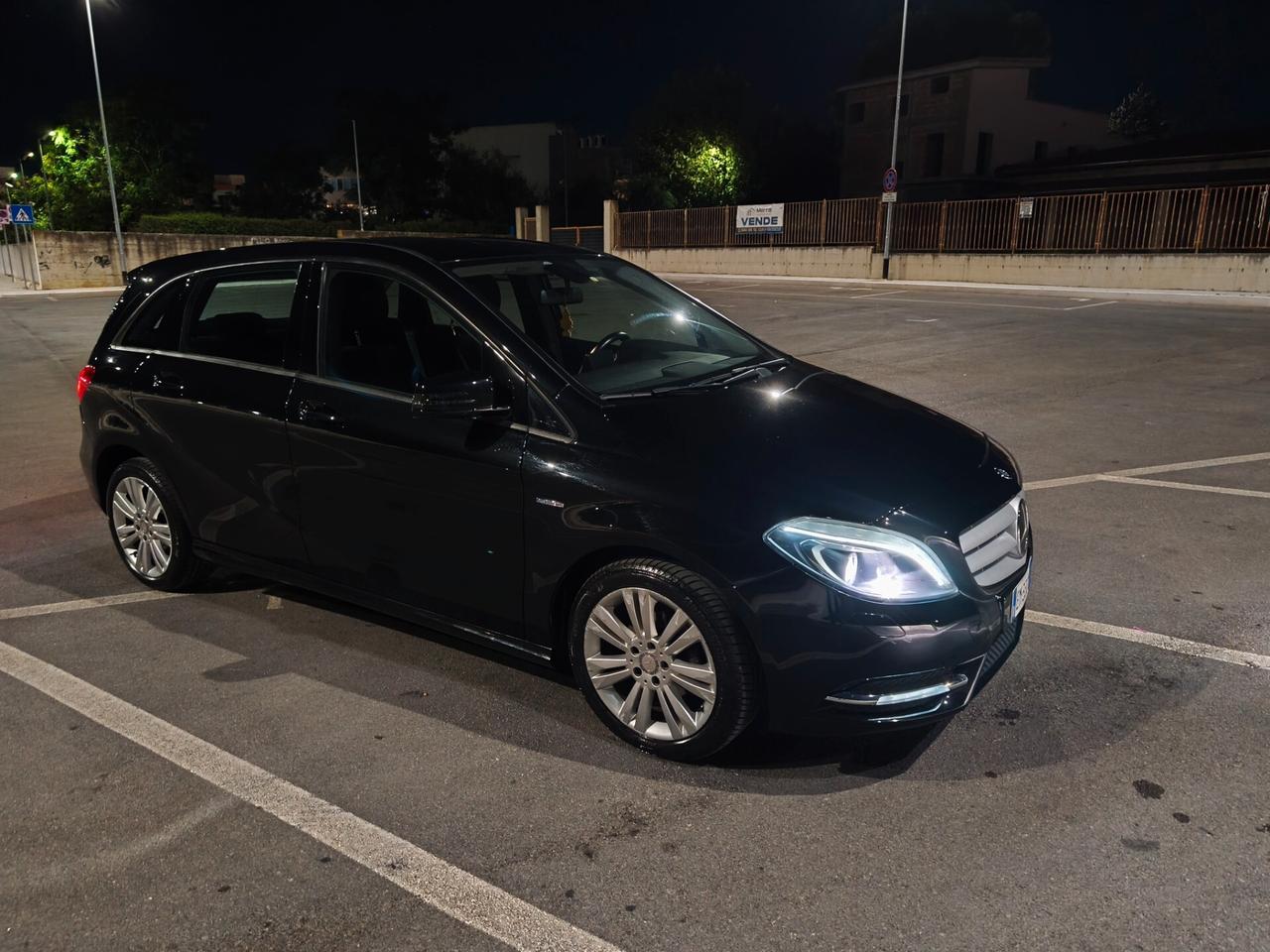 Mercedes-benz B 180 CDI BlueEFFICIENCY Executive