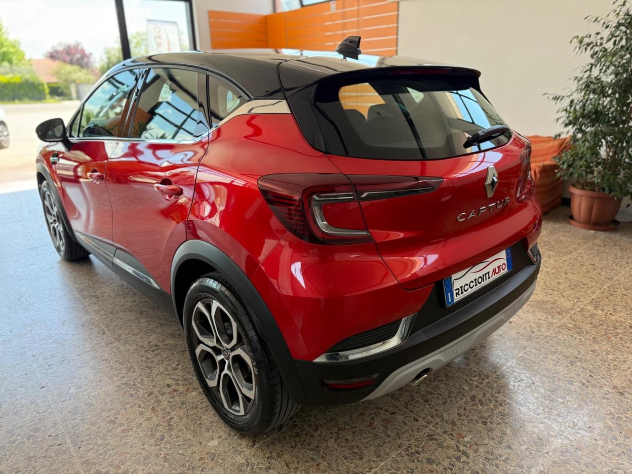 Renault Captur TCe 100 CV GPL Intens