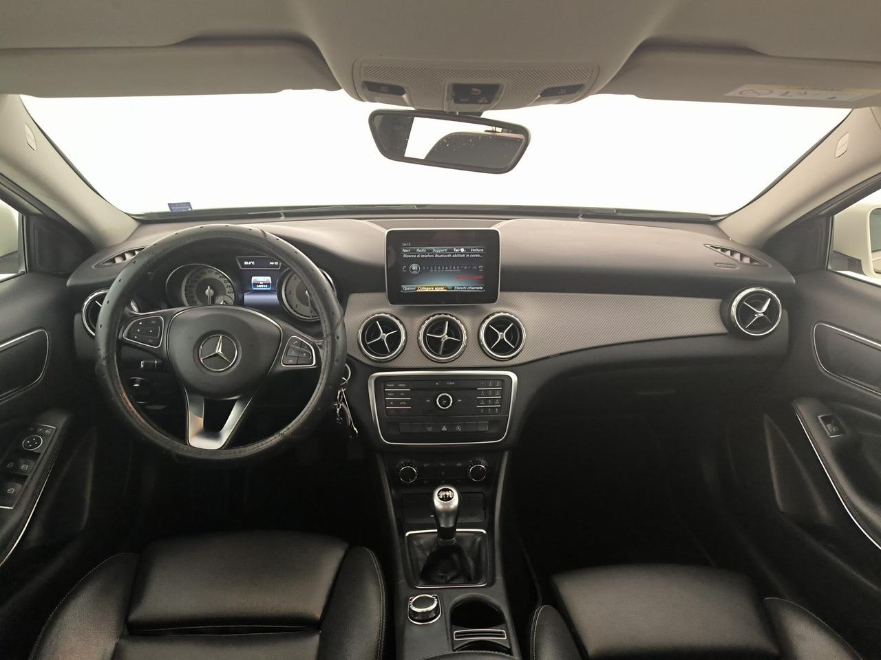 Mercedes GLA 180 d business