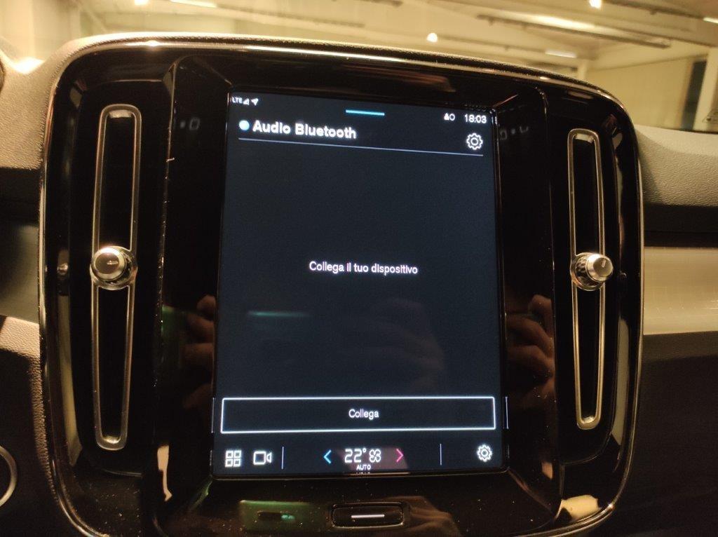 VOLVO XC40 (2017-->) - XC40 B3 automatico Core