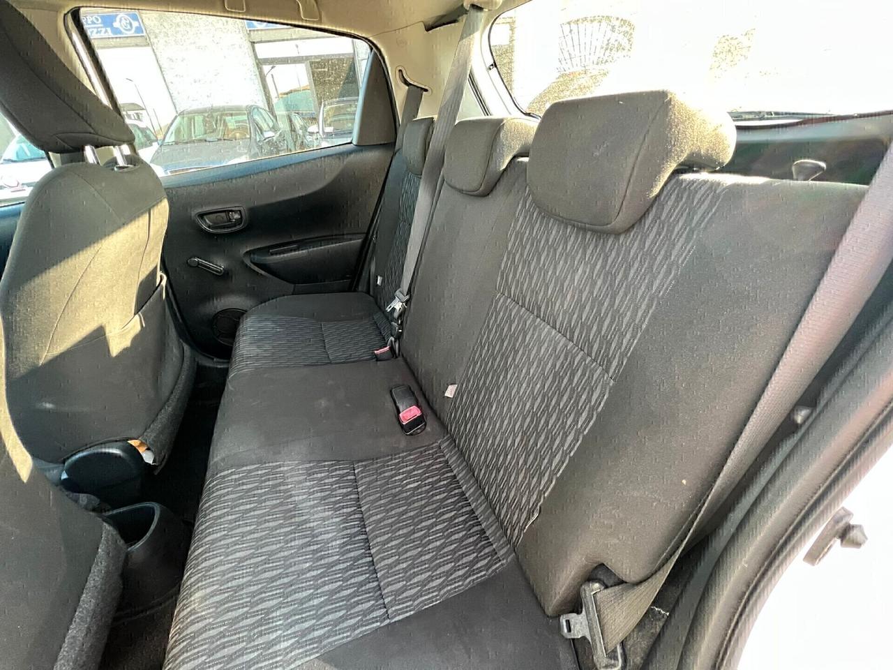 Toyota Yaris 1.0 5 porte GPL