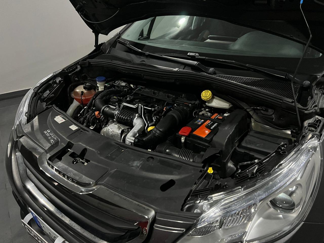 Peugeot 2008 1.4 HDi 68CV ALLURE UNICO PROPRIETARIO