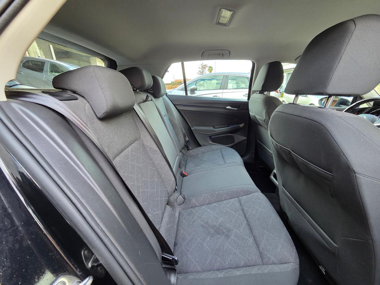 Volkswagen Golf 2.0 TDI 150 CV DSG SCR Style