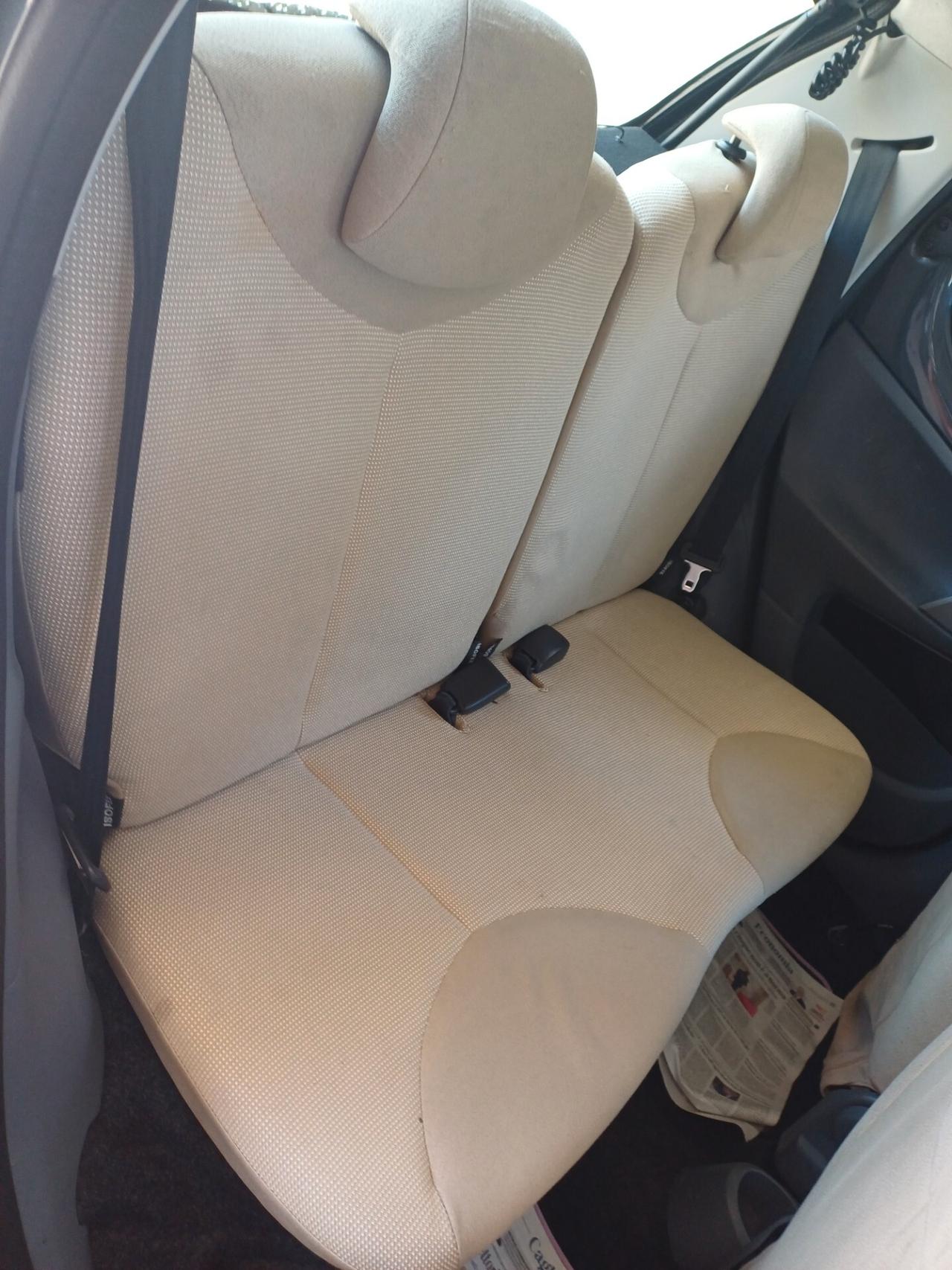 Peugeot 107 1.0 68CV 5p. Sweet Years 2008