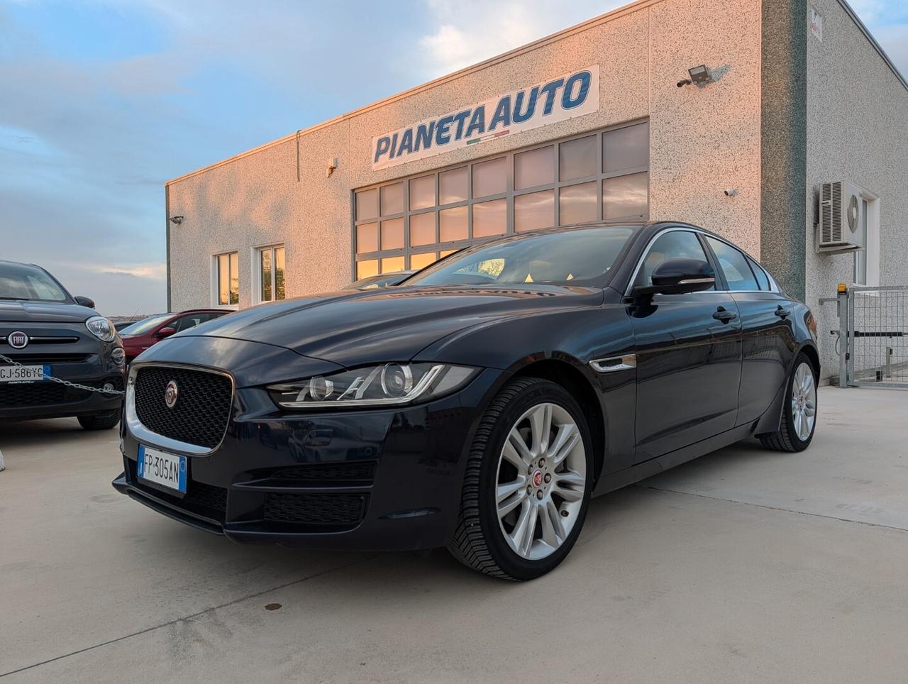 Jaguar XE 2.0 D 180 CV aut. Prestige