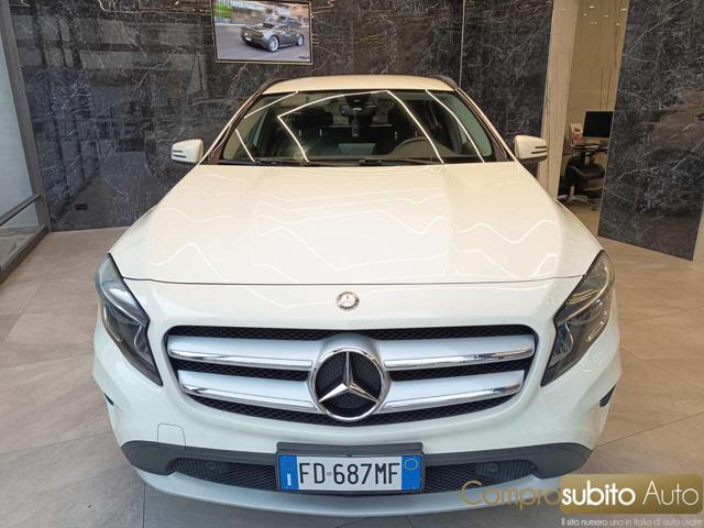 MERCEDES-BENZ GLA 200 d Automatic 4Matic Premium
