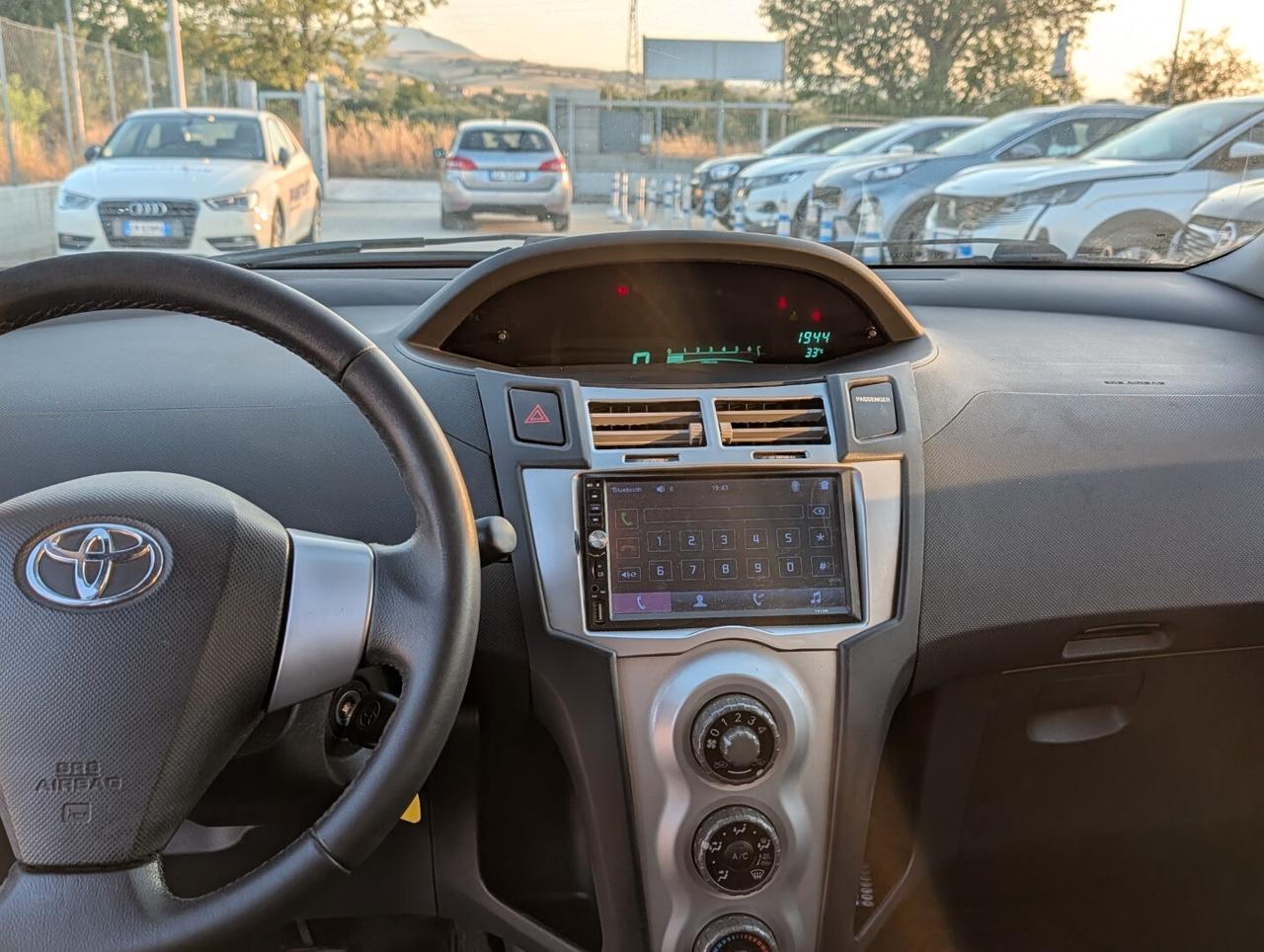 Toyota Yaris 1.4 D-4D 5 porte Sol