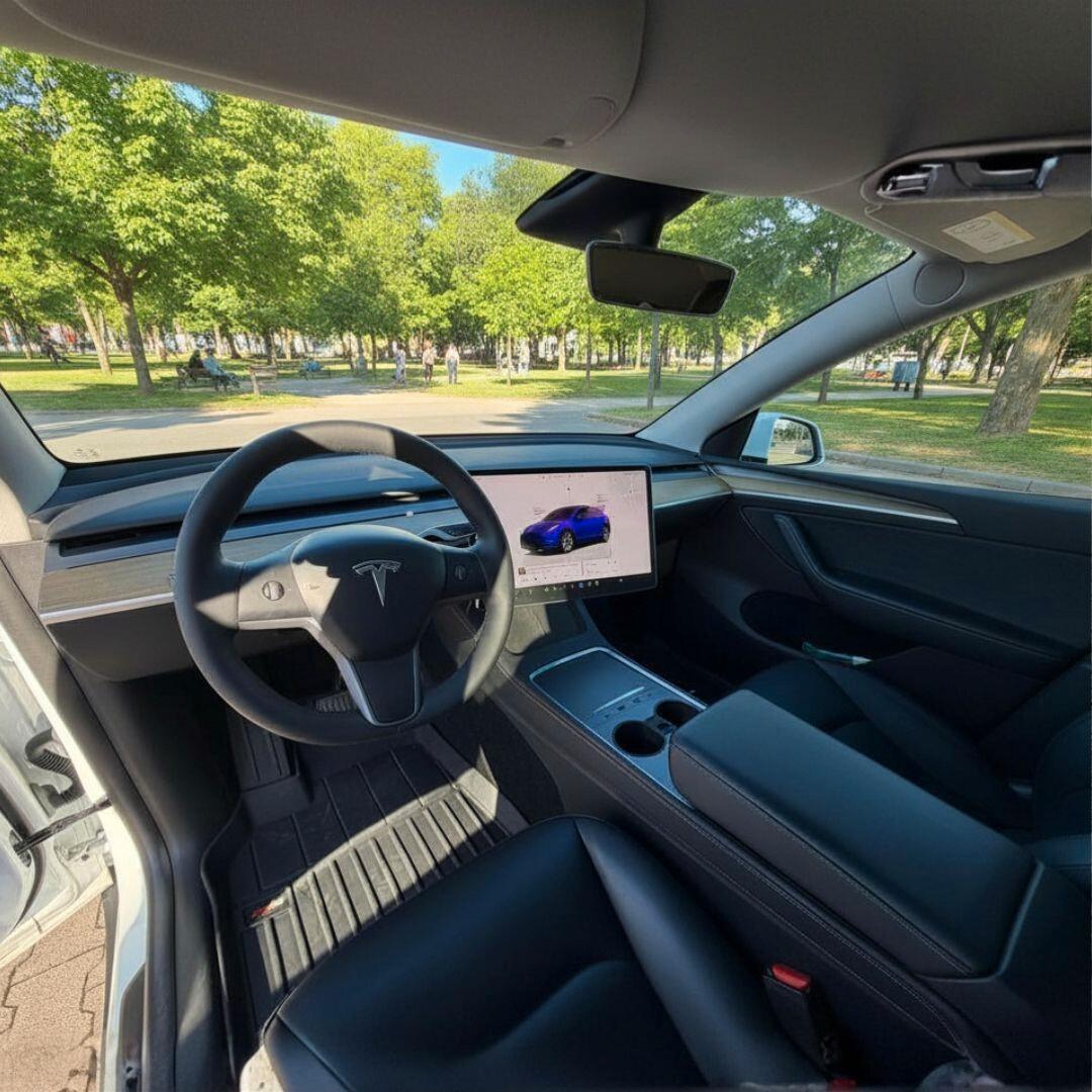 Tesla Model Y RWD