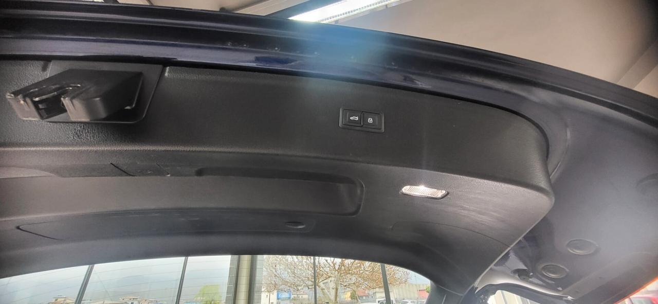 Audi Q5 40 TDI 204 CV quattro S tronic line