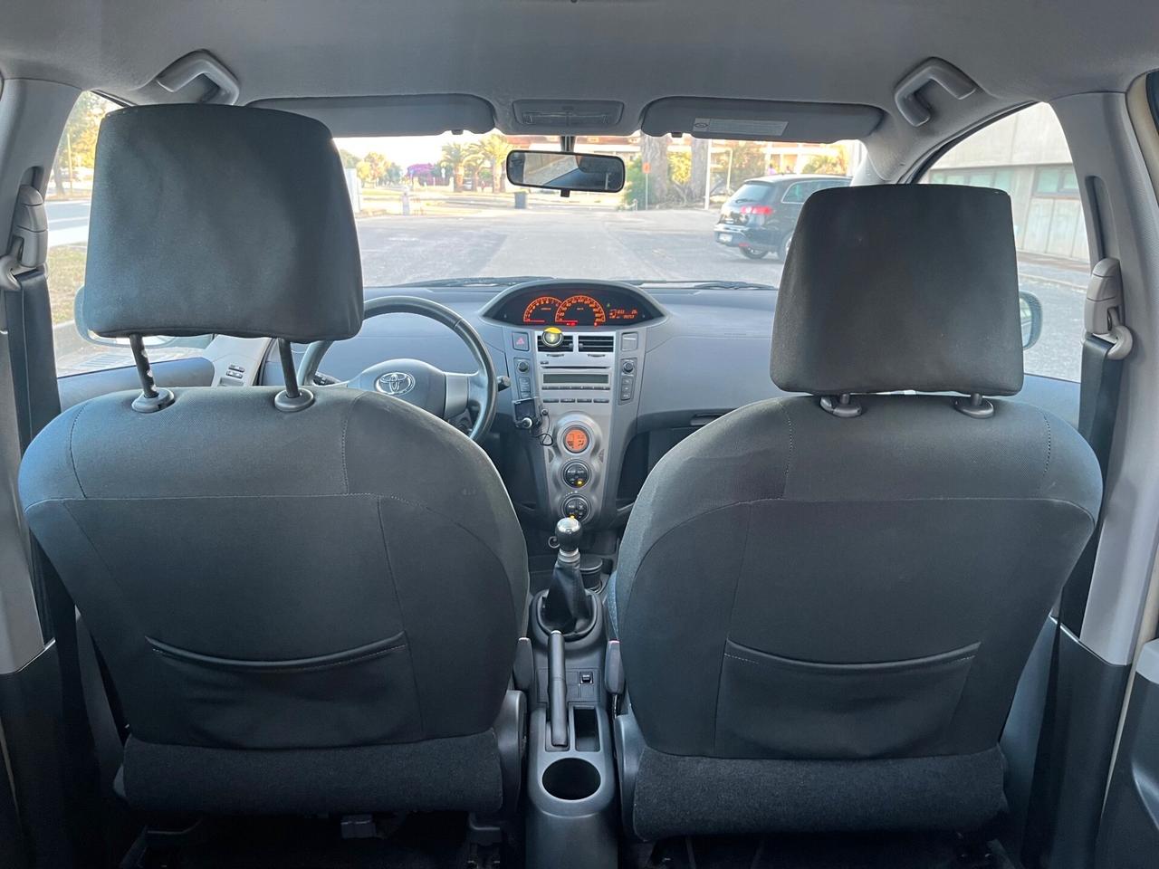 Toyota Yaris 1.0 VVT-i 70cv