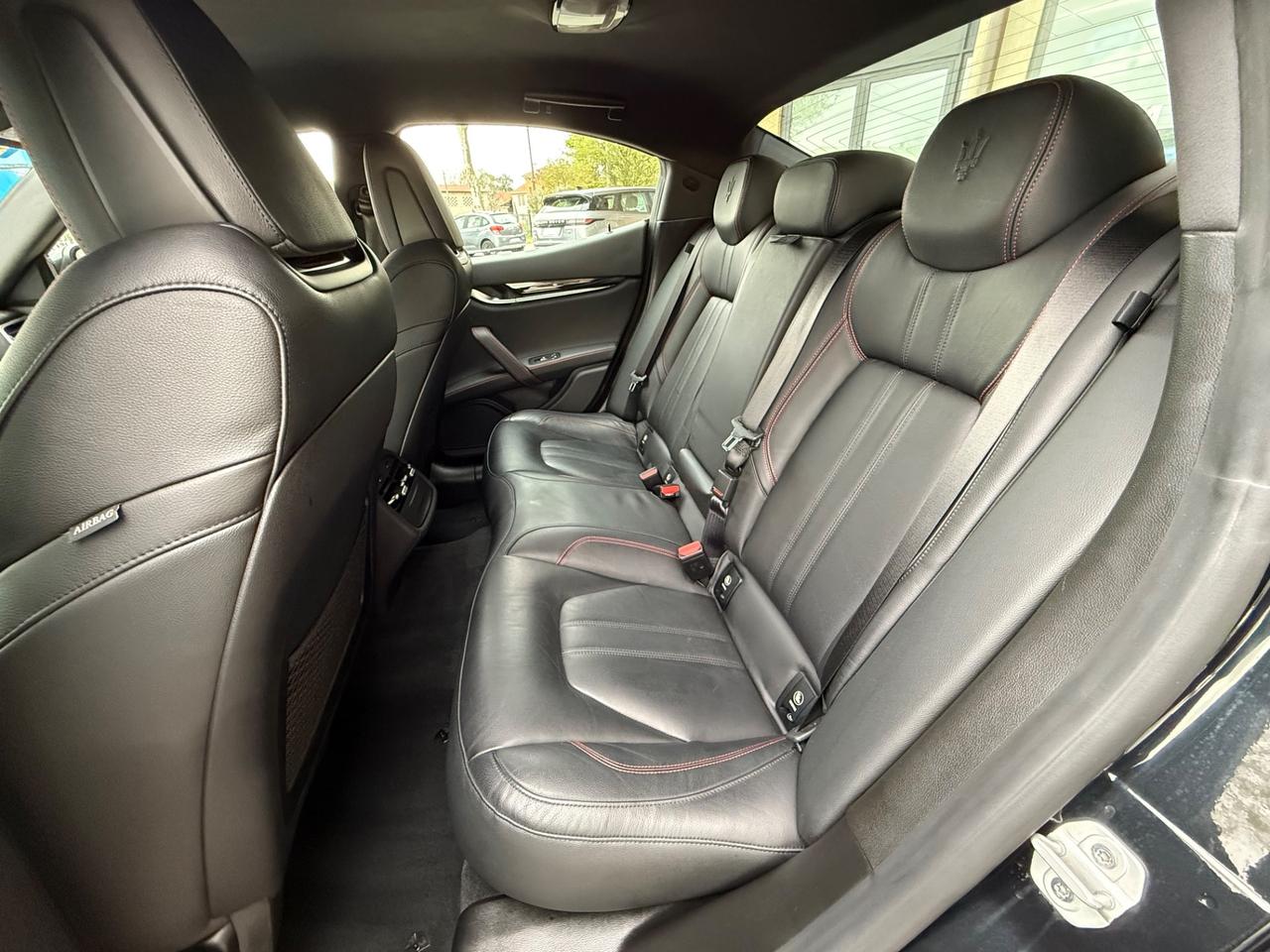 Maserati Ghibli L4 330 CV MHEV Gransport