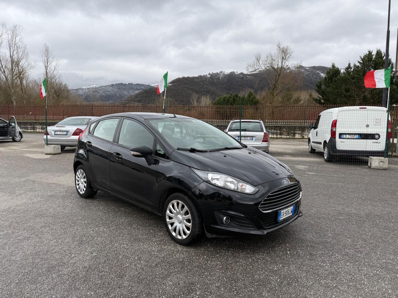 Ford Fiesta 1.4 5 porte Bz.- GPL