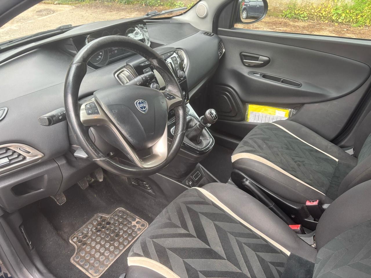 LANCIA YPSILON 1.2 Platinum - 2016