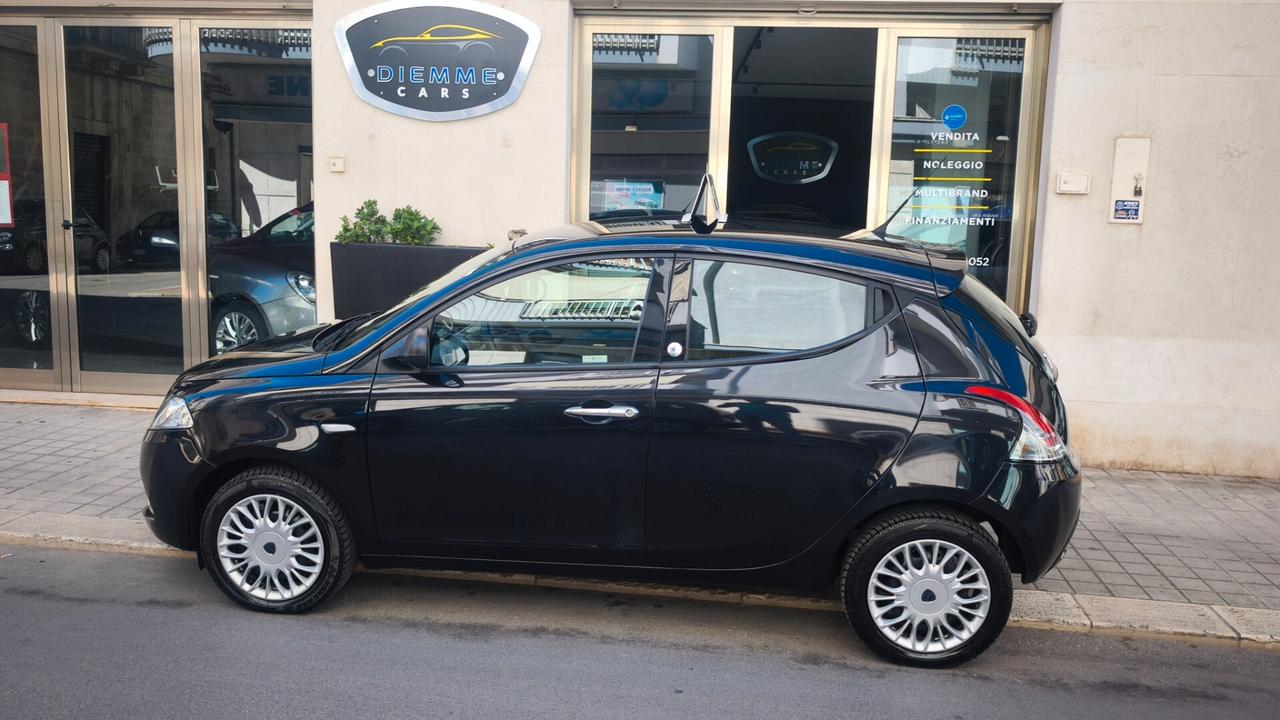 Lancia Ypsilon 1.2 69 CV GPL Ecochic Silver 2017