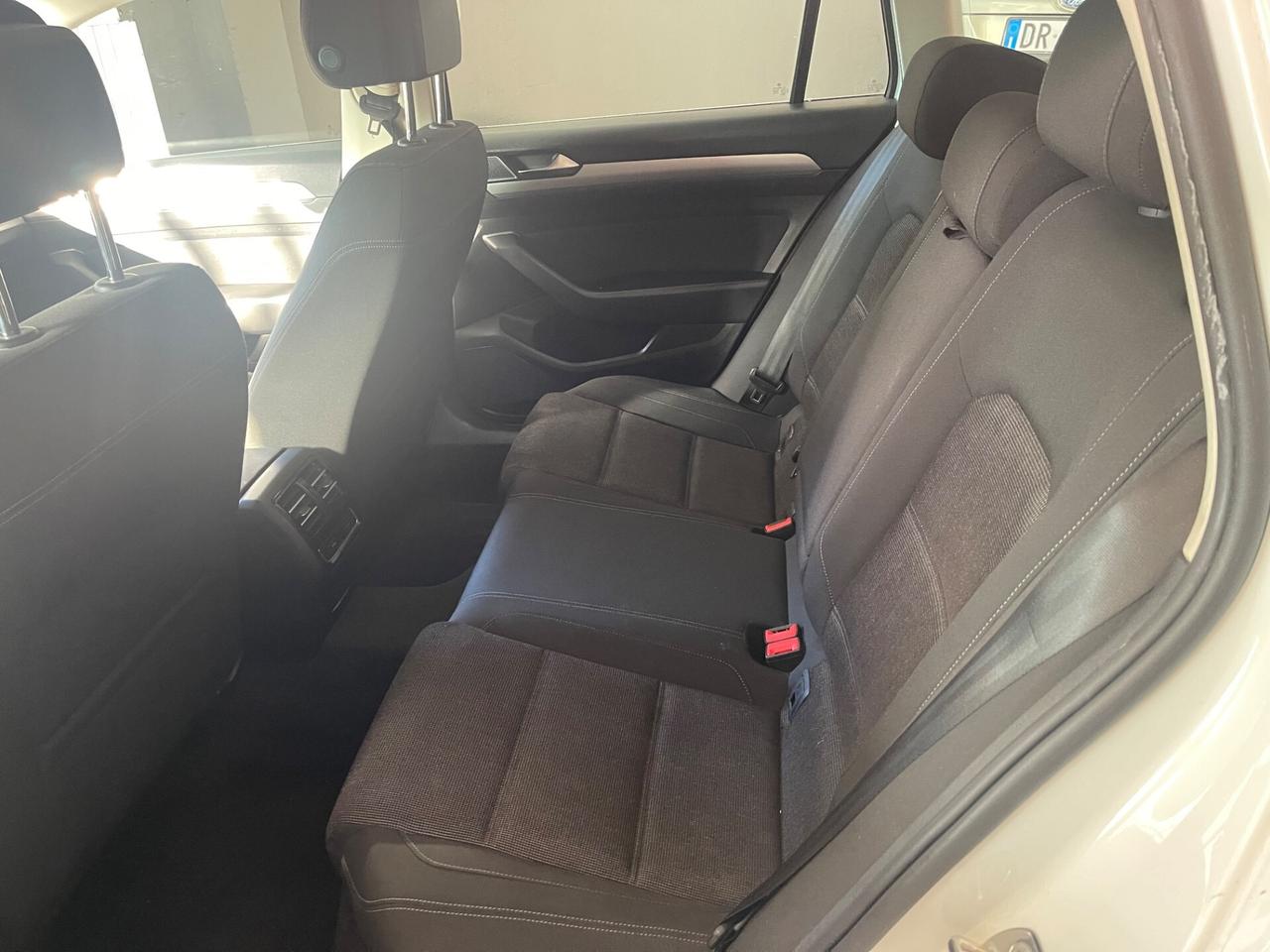 Volkswagen Passat 2.0 TDI Highline BlueMotion Technology