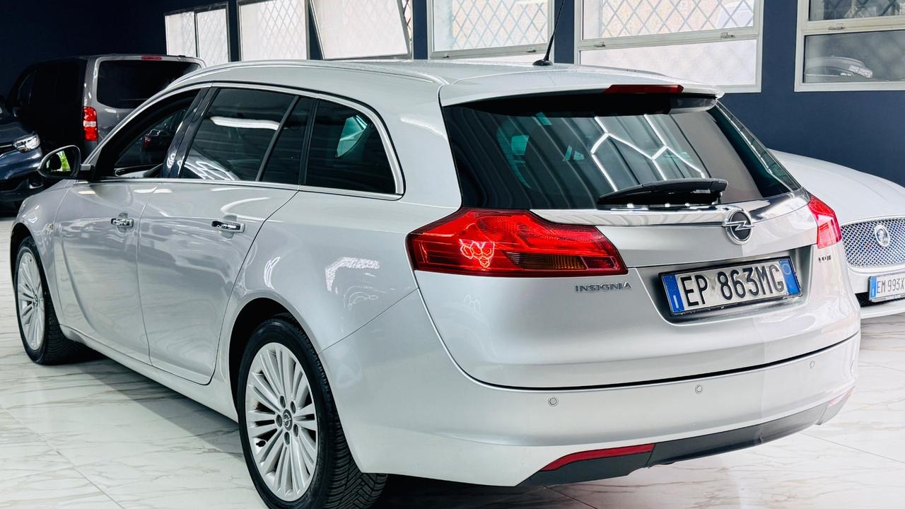 Opel Insignia 2.0 CDTI Sports Tourer Cosmo