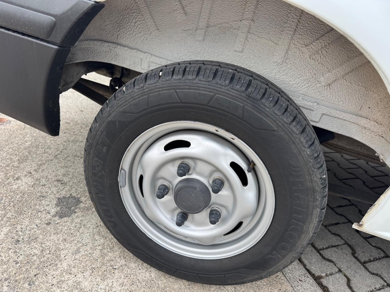 Ford 2.2 TDCI furgone tetto alto PM 37000 km