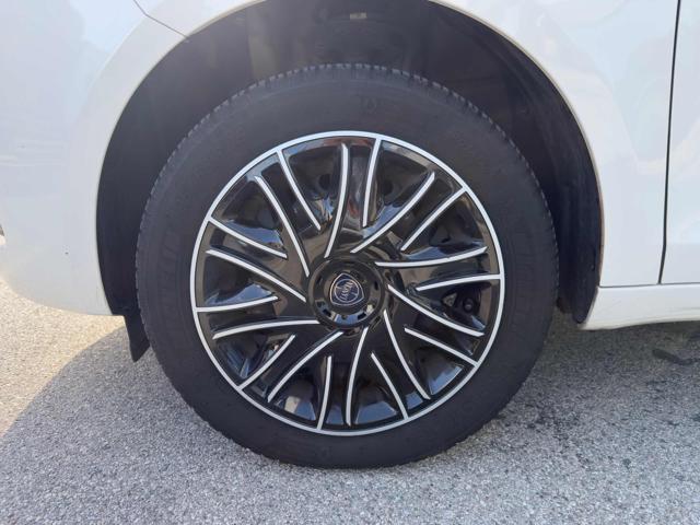LANCIA Ypsilon 1.2 69 CV 5 porte Platinum