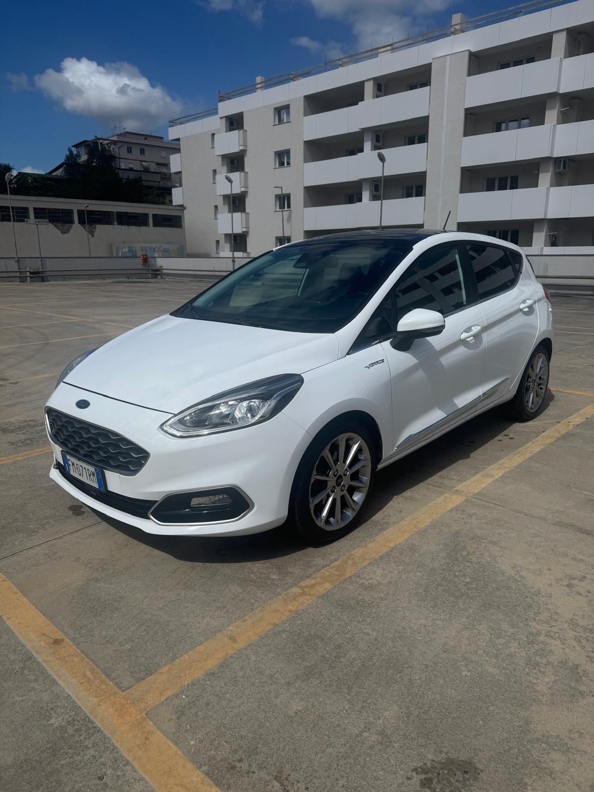 Ford Fiesta 1.0 Ecoboost 100 CV 5 porte Vignale