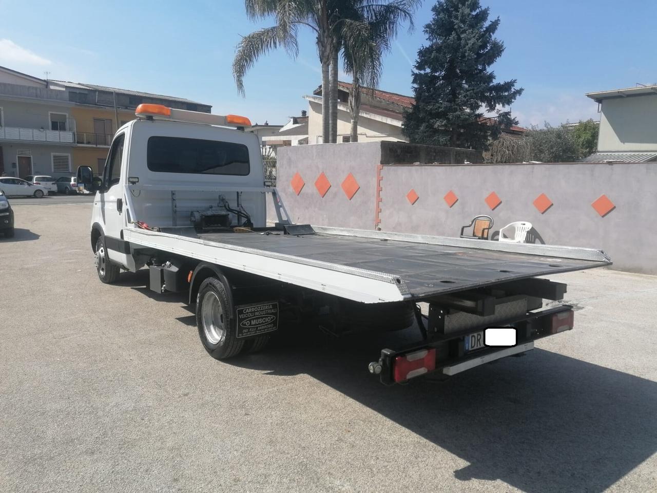 Iveco DAILY Carroattrezzi 35C18 3.0 TDI 2008