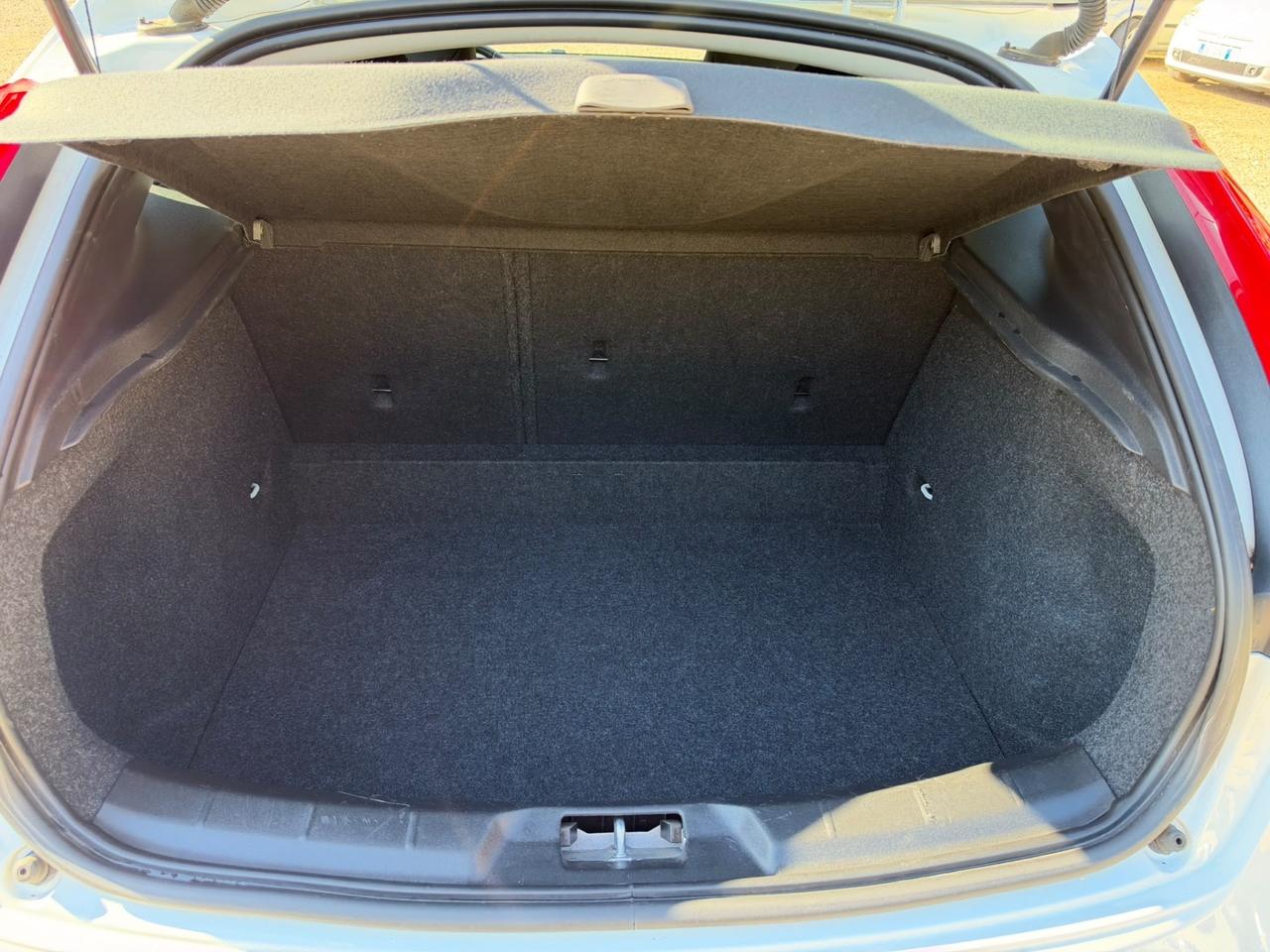 Volvo V40 Cross Country D2 Summum