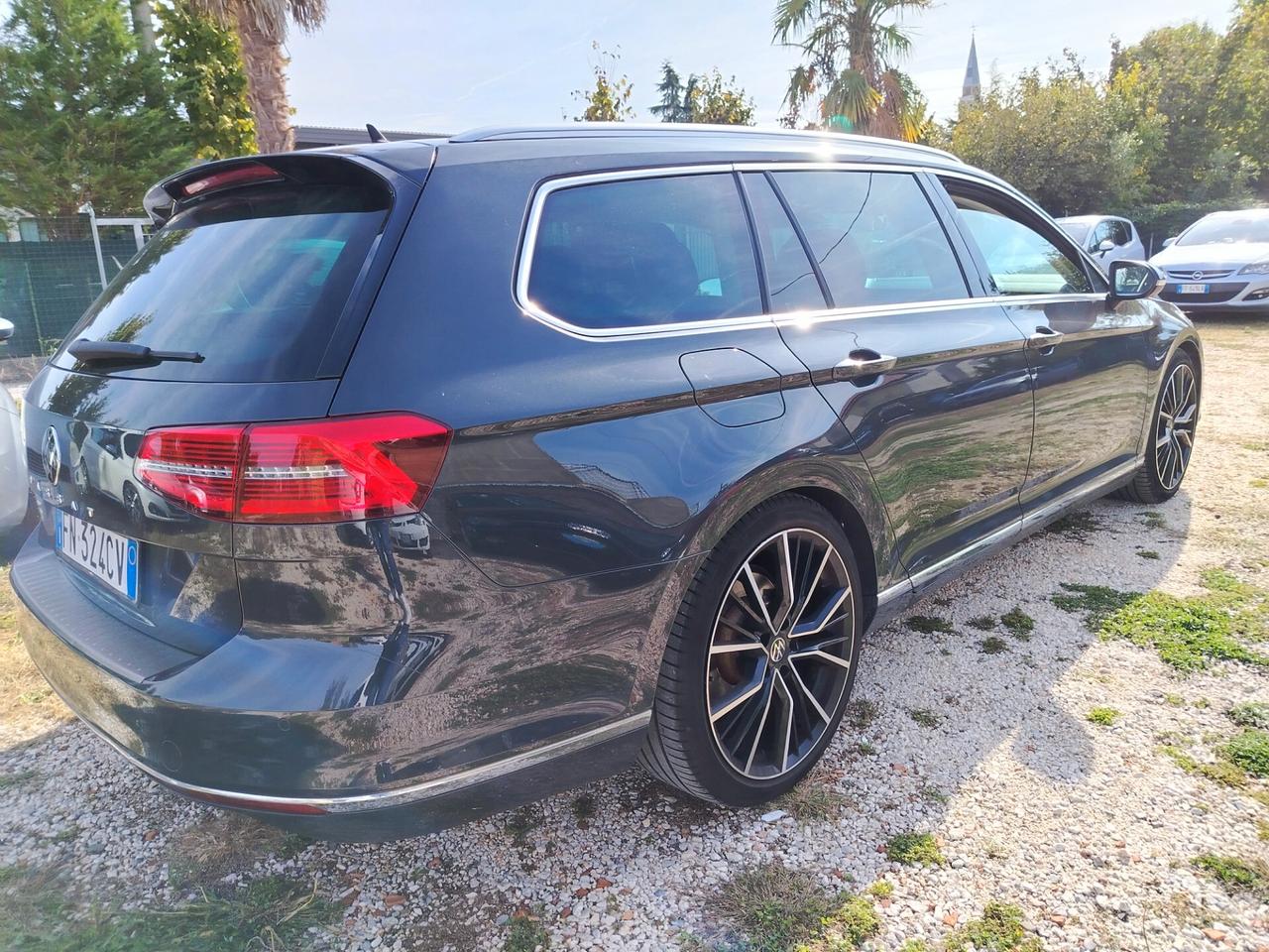 Volkswagen Passat Variant 2.0 TDI SCR 190 CV DSG Executive BMT