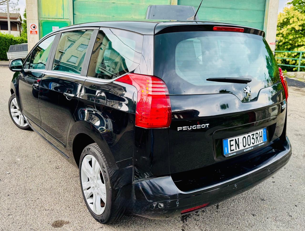 Peugeot 5008 2.0 HDi 150CV Business 7 Posti