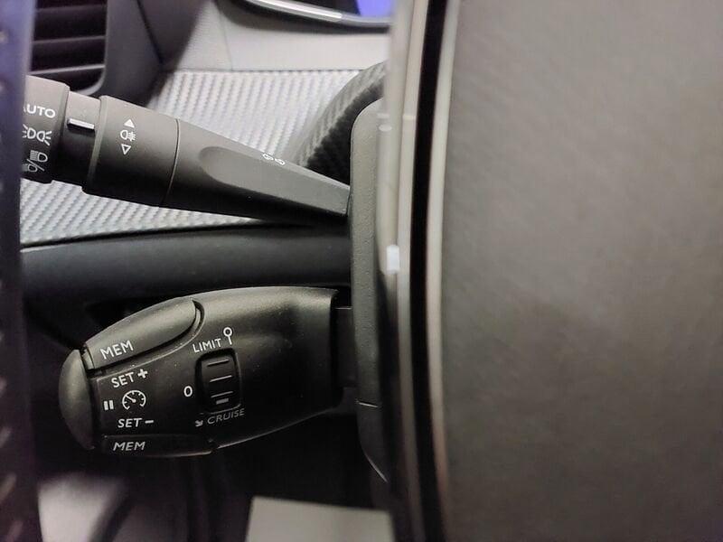 Peugeot 208 208 PureTech 100 Stop&Start 5 porte Allure