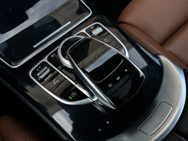 MERCEDES-BENZ C 220 d Coupé Premium Plus AMG